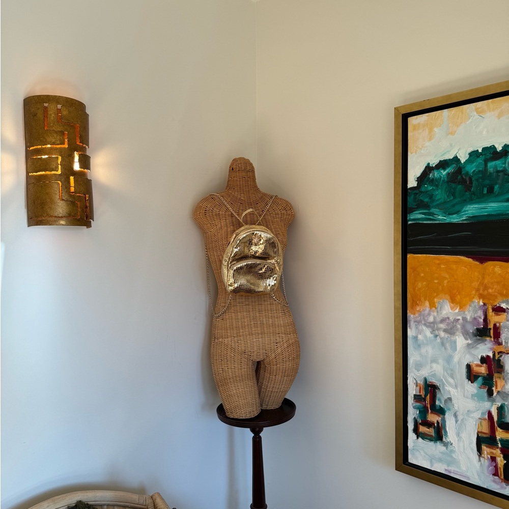 Molten metals gold trend- Laurel Dewitt gold bag/backpack/metal - Picture 14 of 14